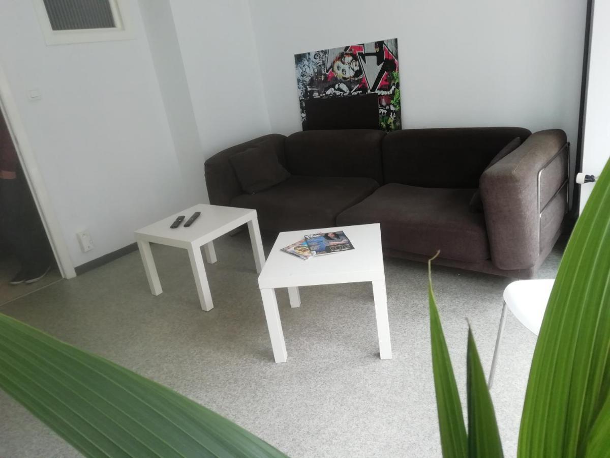 Backpackers Station Apartment Ostend Exterior photo